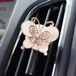 Colorful Butterfly Alloy Car Styling Air Freshener Car Air Condition Vents Decor Fashion Style Air Outlet Perfume