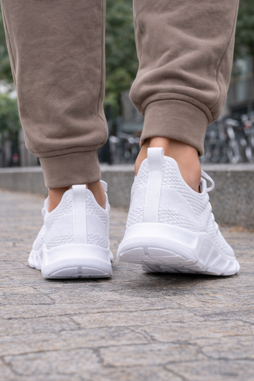 Zalantino Men's Aero Runner | Lightweight Knit Sneaker