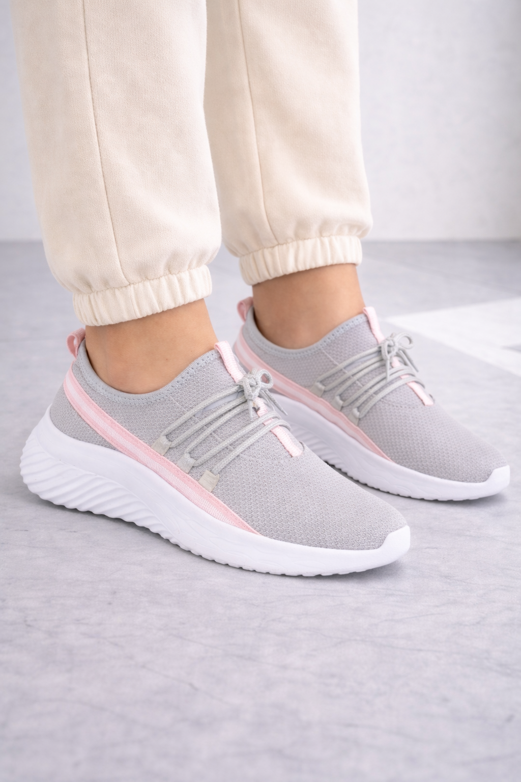 Zalantino Women’s Nova Runner | Lightweight Comfort Sneaker