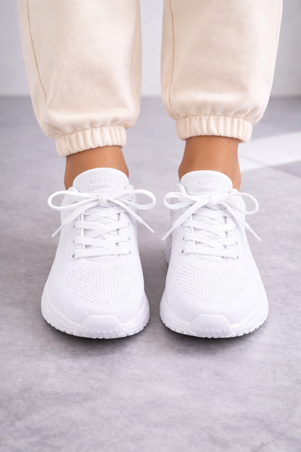 Zalantino Women’s Luna Runner | Lightweight Knit Sneaker